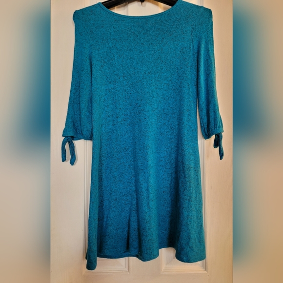 Amy Byer Dress - Picture 3 of 7